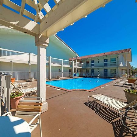Motel 6-Dallas, Tx - Farmers Branch Ngoại thất bức ảnh