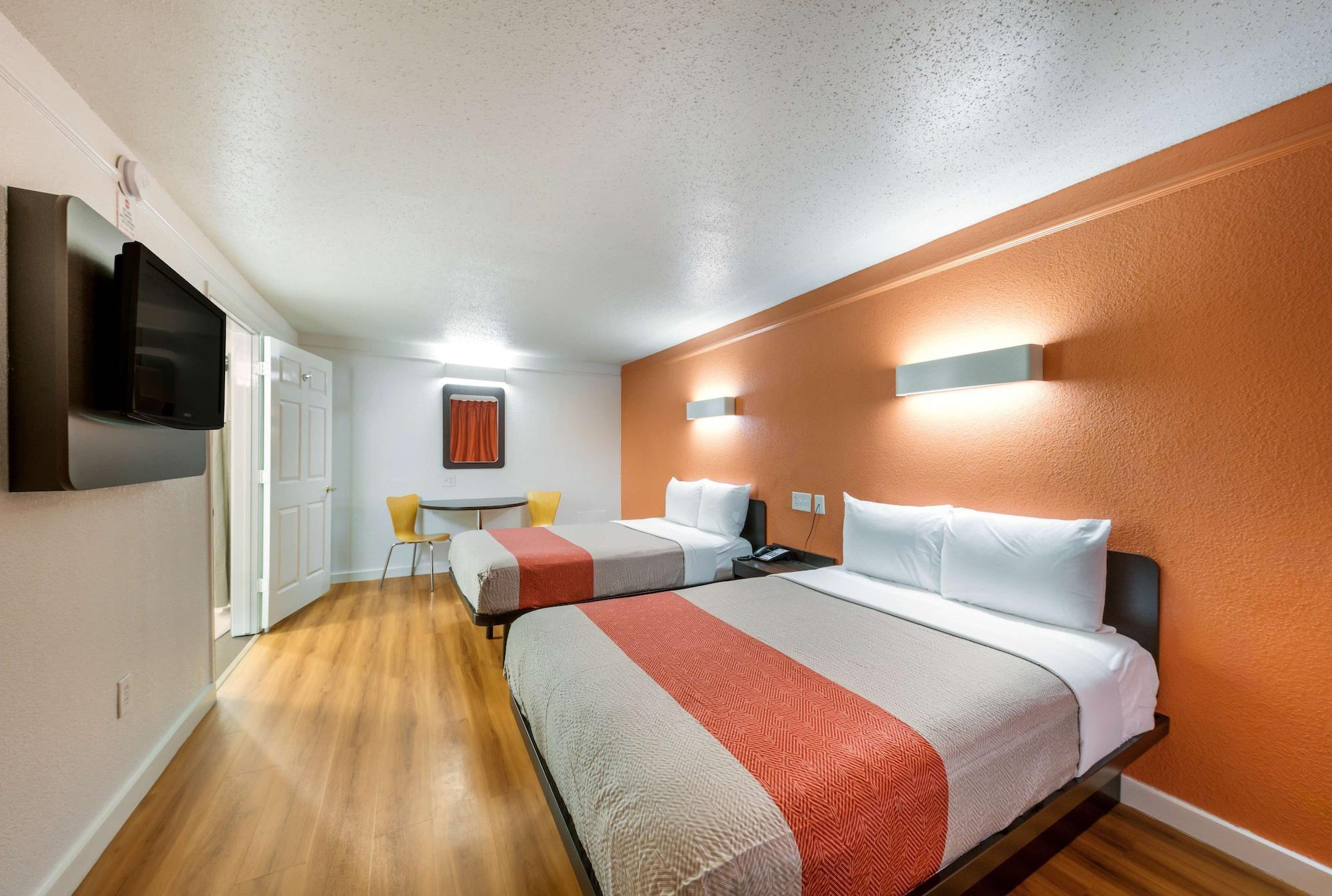 Motel 6-Dallas, Tx - Farmers Branch Ngoại thất bức ảnh