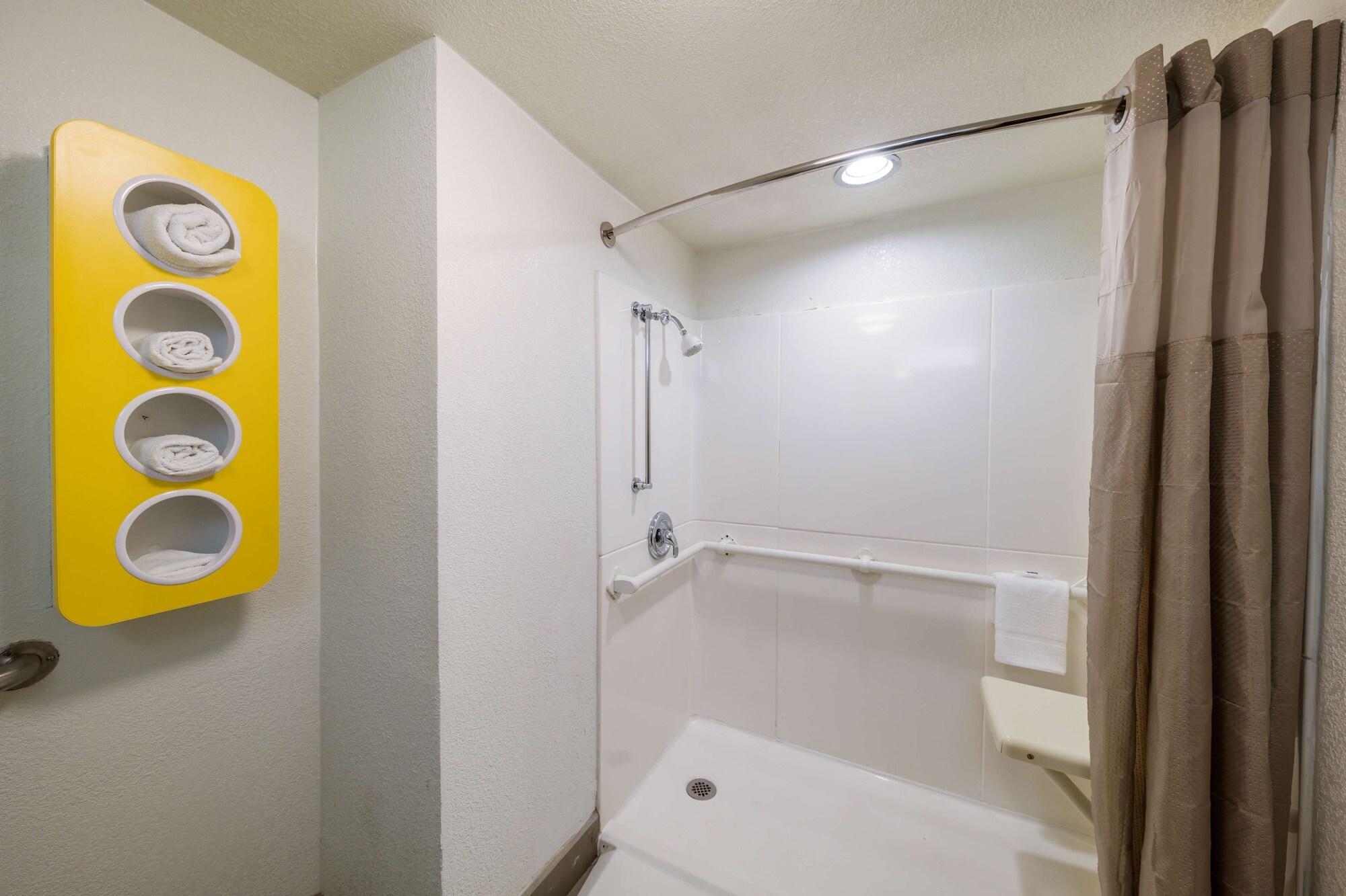 Motel 6-Dallas, Tx - Farmers Branch Ngoại thất bức ảnh