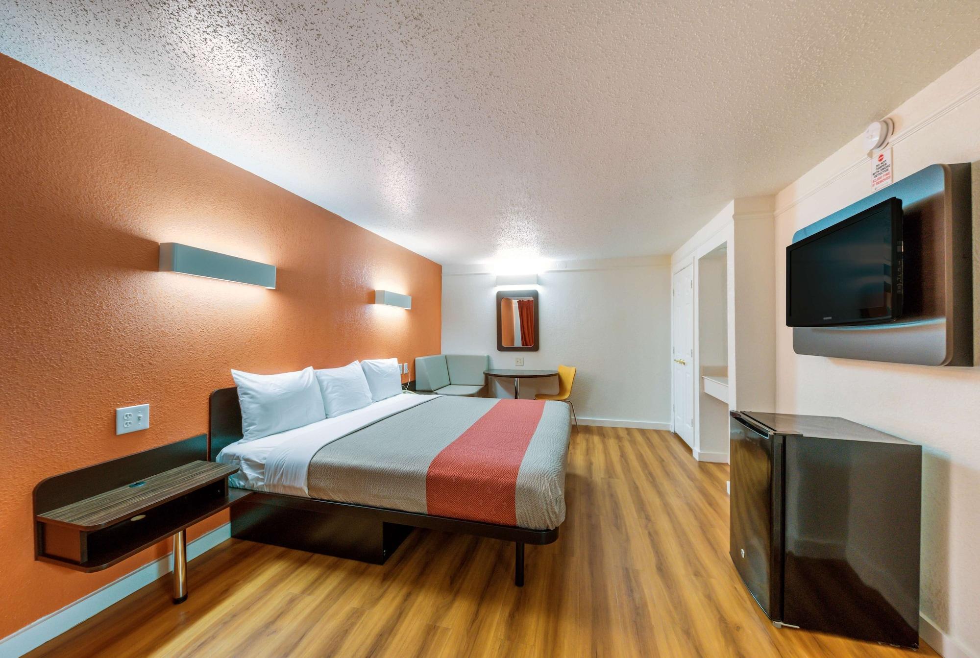 Motel 6-Dallas, Tx - Farmers Branch Ngoại thất bức ảnh