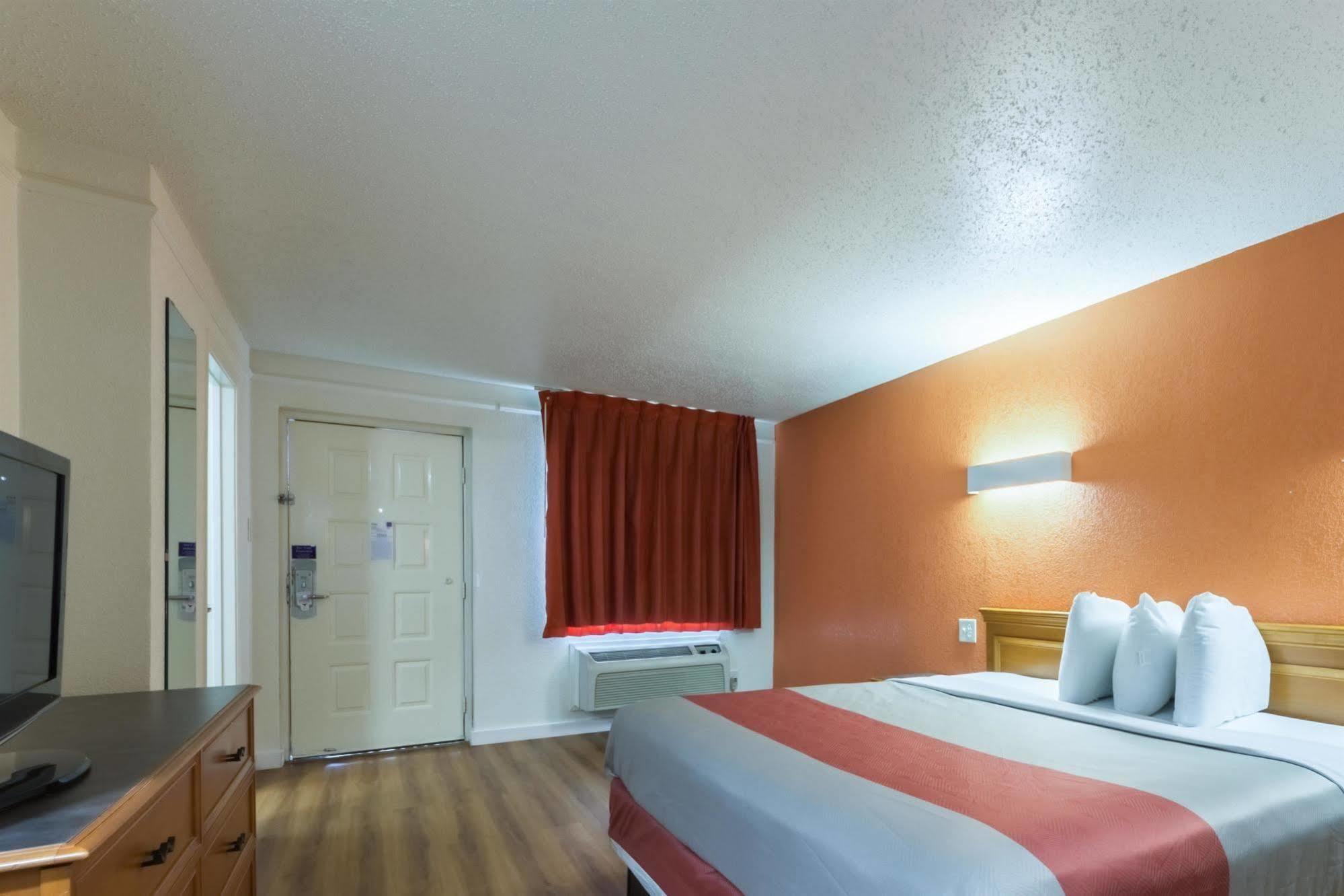 Motel 6-Dallas, Tx - Farmers Branch Ngoại thất bức ảnh
