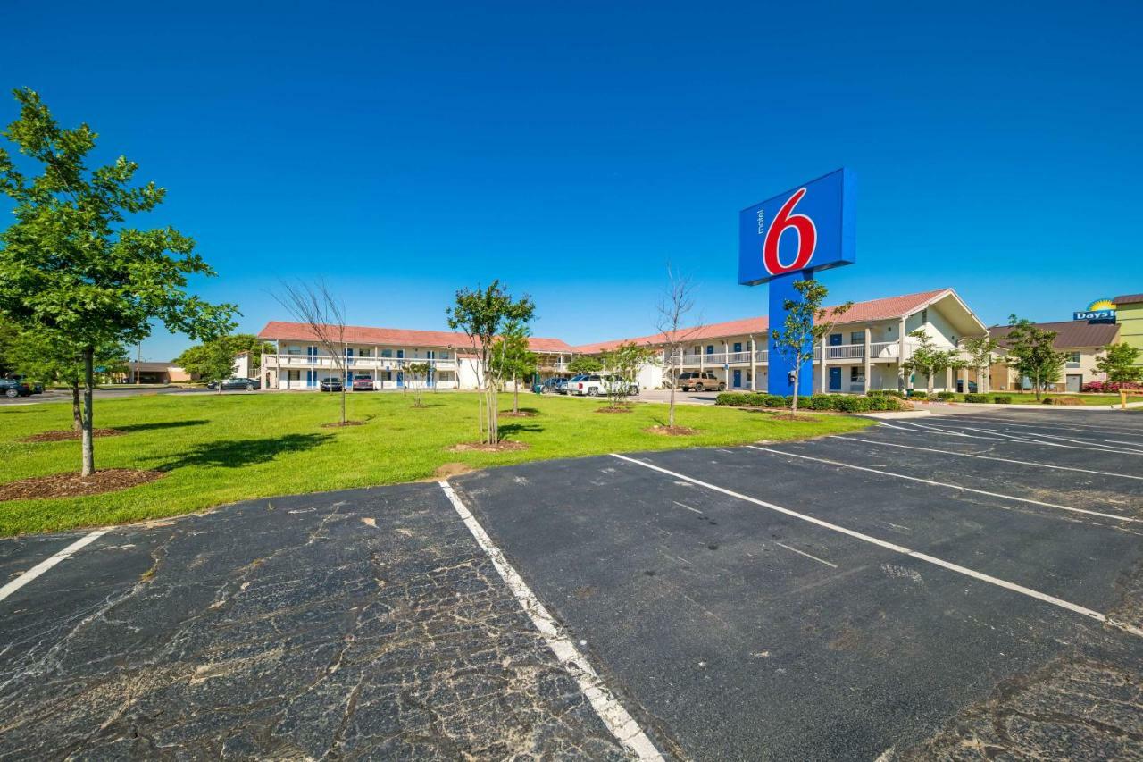 Motel 6-Dallas, Tx - Farmers Branch Ngoại thất bức ảnh