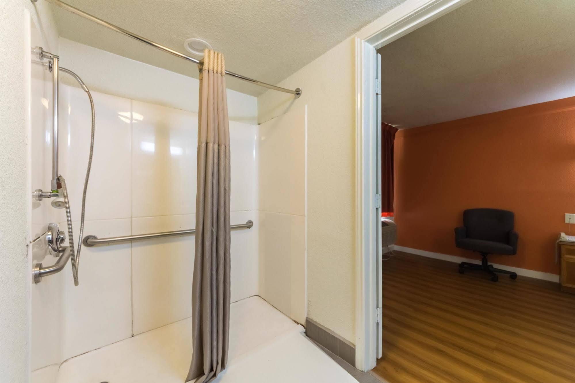 Motel 6-Dallas, Tx - Farmers Branch Ngoại thất bức ảnh